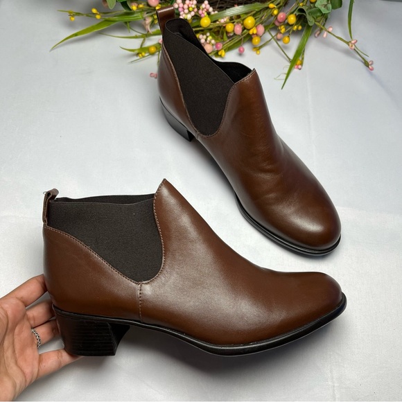 Munro  Brown Shari Ankle Bootie Size 7.5 - Picture 3 of 12